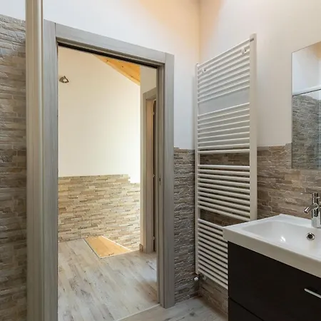 Apartmán Residenza Al Castello Enguiso